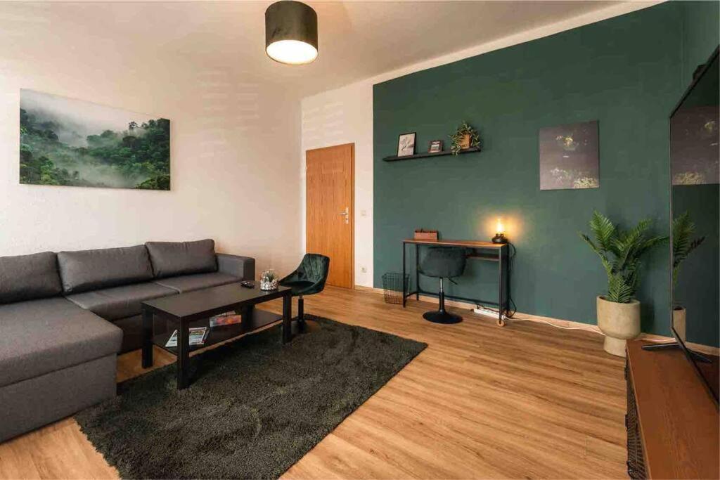 Ferienwohnung Bali Style Mit High Speed Wlan Und Gratis Parkplatz Gera Exteriér fotografie